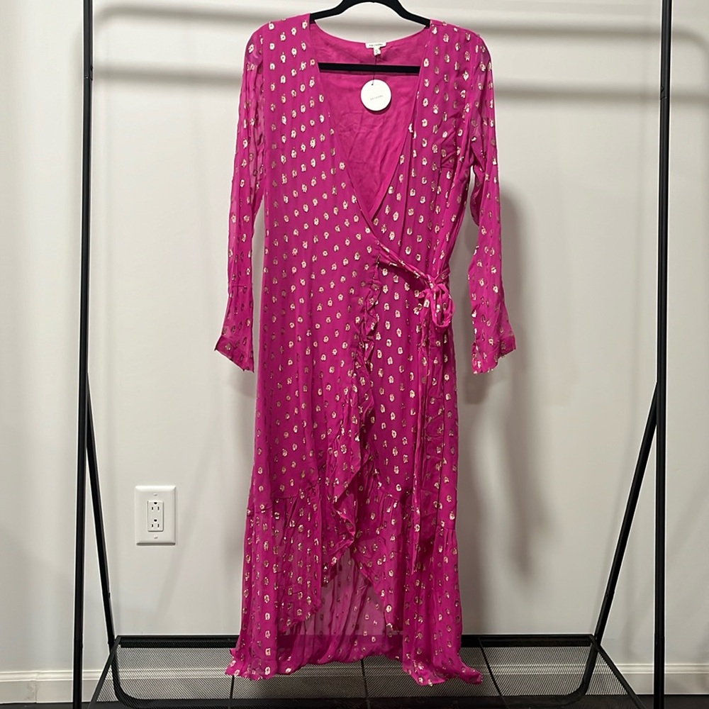 EN CRÉME fucsia and metallic wrap dress, size M, new with tag.